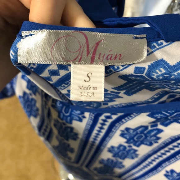 Blue top - Picture 3 of 3